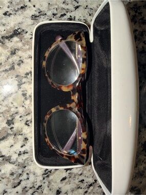 Nine West Tortoiseshell Round Frames- Brown/Beige with deep Purple Arms